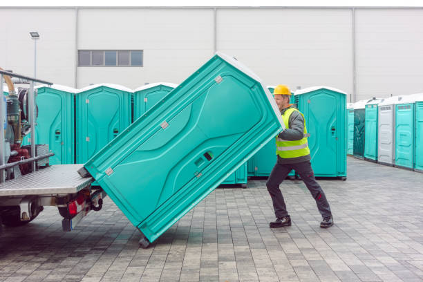 Portable Toilet Options We Offer in Round Lake Heights, IL